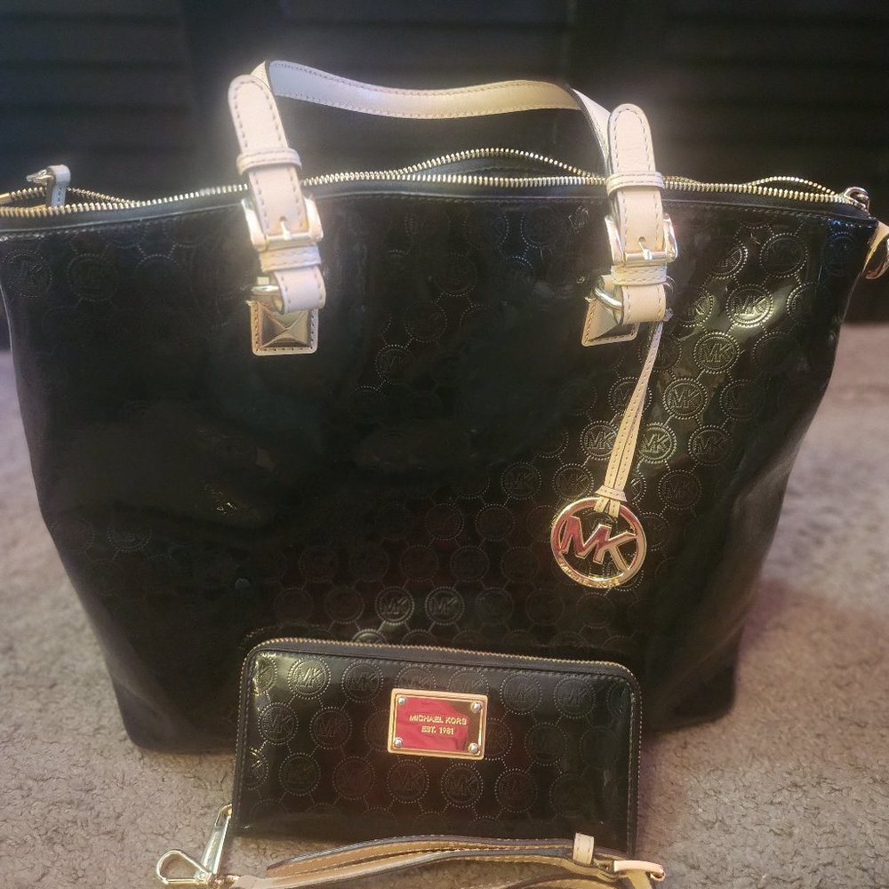 MICHAEL KORS LARGE TOTE
